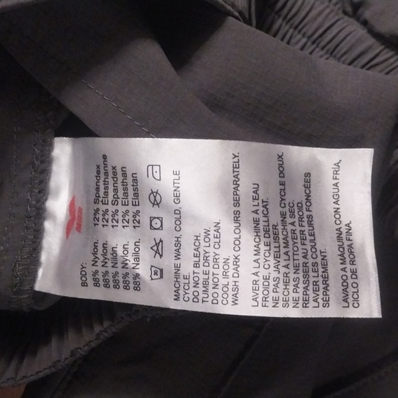 Convertible Zip Off Pant Size 10 - Picture 7 of 9